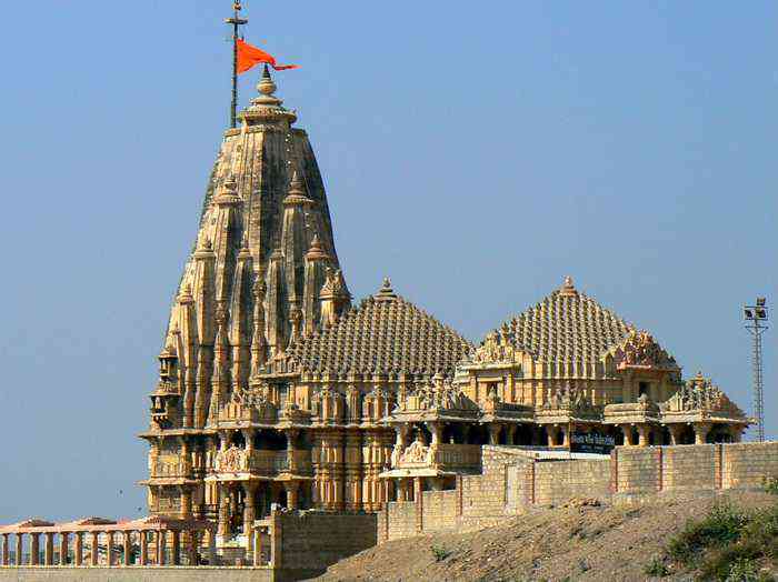 Dwarkadhish-Temple-Dwarka-Guajarat.jpg